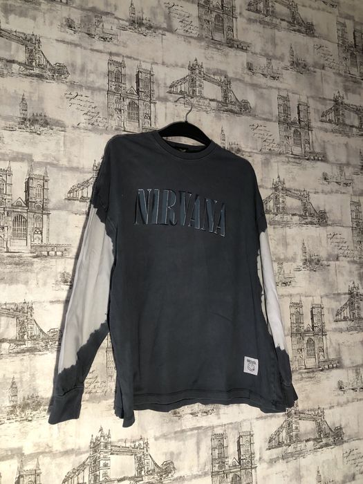 Лонгслив Nirvana Pull Bear