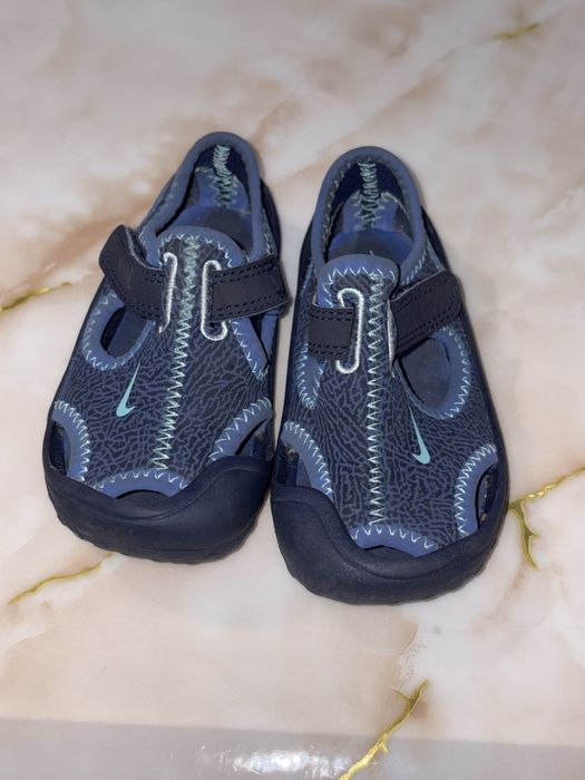 Сандалі Nike літні на хлопчика 13,5 см ступня