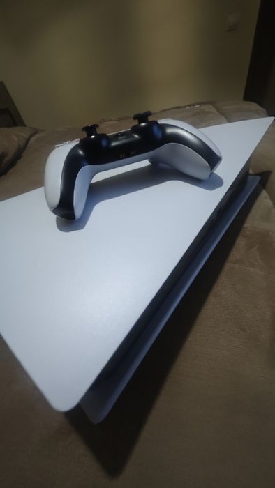 Ps5 de disco com 4 jogos digitais sem comando