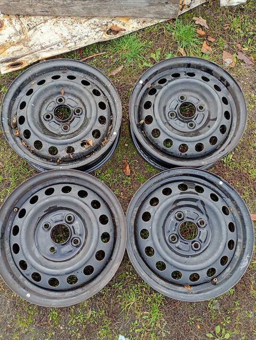 felgi stalowe Mitsubishi 14" stan BDB