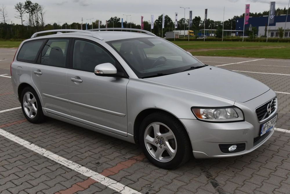 Volvo V50