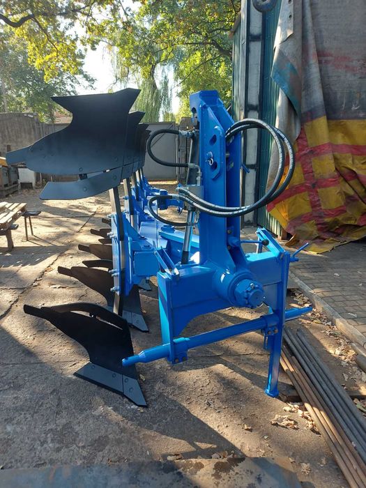 Плуг оборотний ПОН-3 ПОН-5