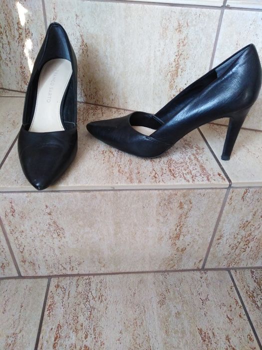 Szpilki czółenka ze skóry