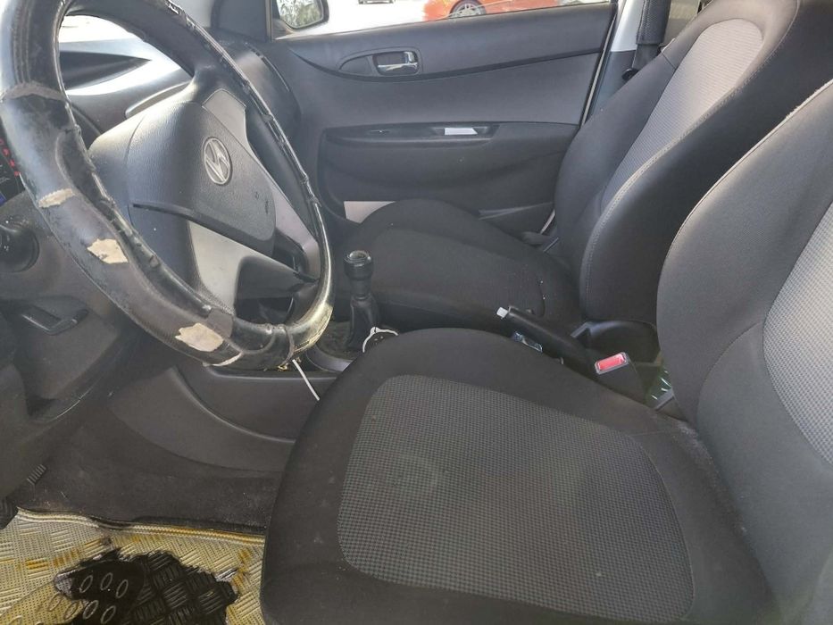Carro Hyundai i20 1.2