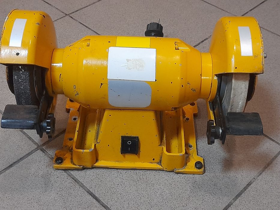 Точильний станок  330wt.