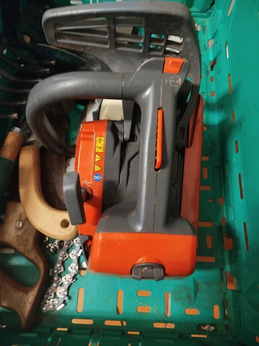 Motosserra Poda Oleo-Mac GST 250 (Como Nova)