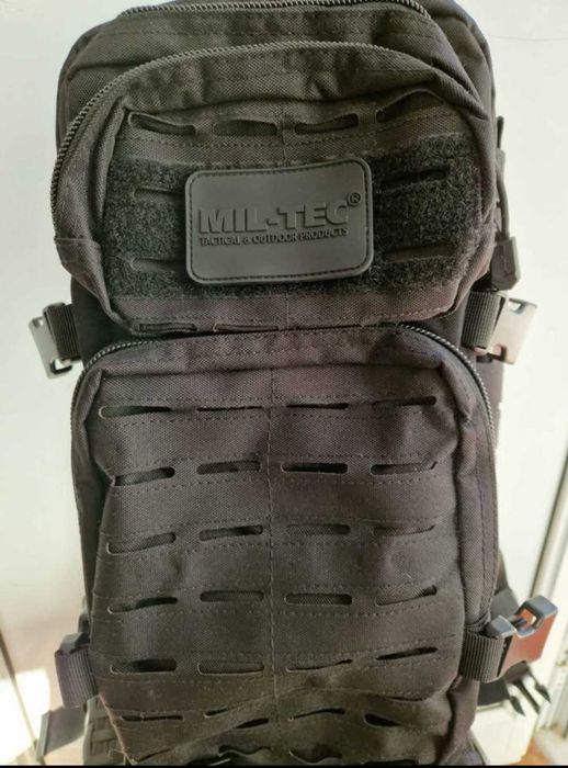 Mochila tática MiL-TEC 20 L preta