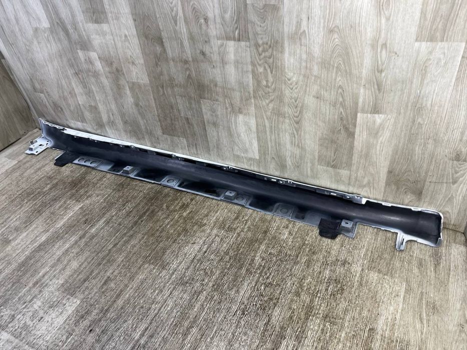 Порог правый Tesla Model S Plaid ( 2021 2022 2023 2024 г. ) Накладка порога 1567138-00-D