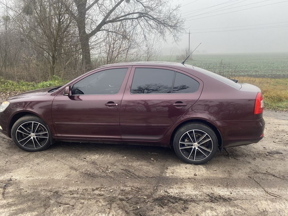 Продам А5 в гарному стані