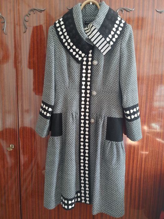 Пальто. Оригинал. 48 размер