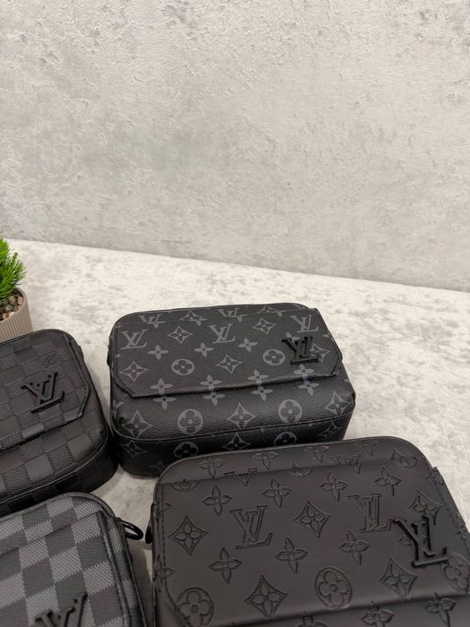 сумка / месенджер Louis Vuitton