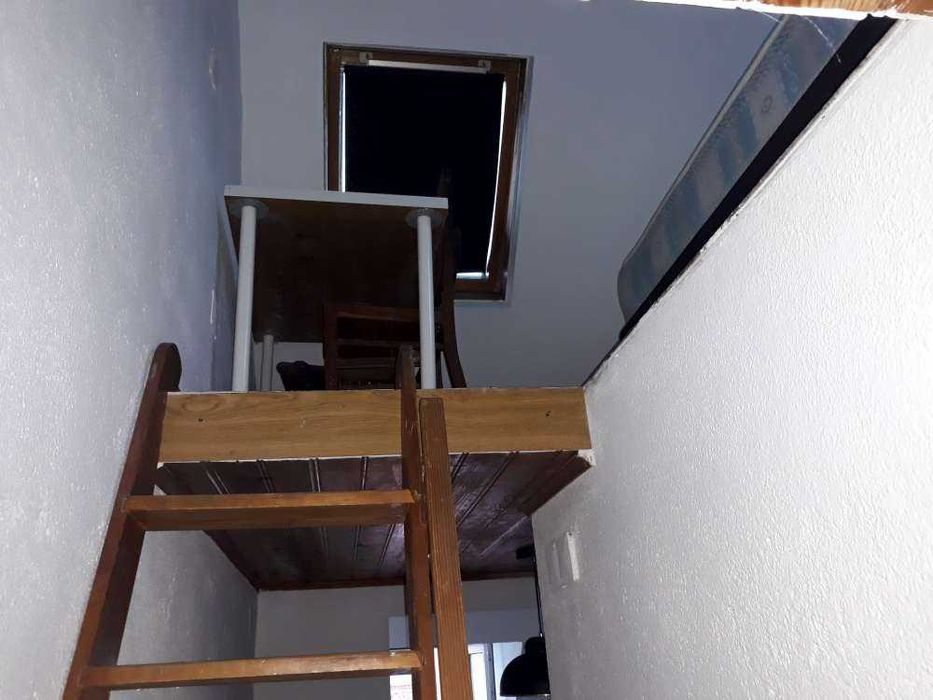 T-2 Duplex,mobilado, equipad+pátio. Alfama,CENTRO Lisboa.Só renda+caução