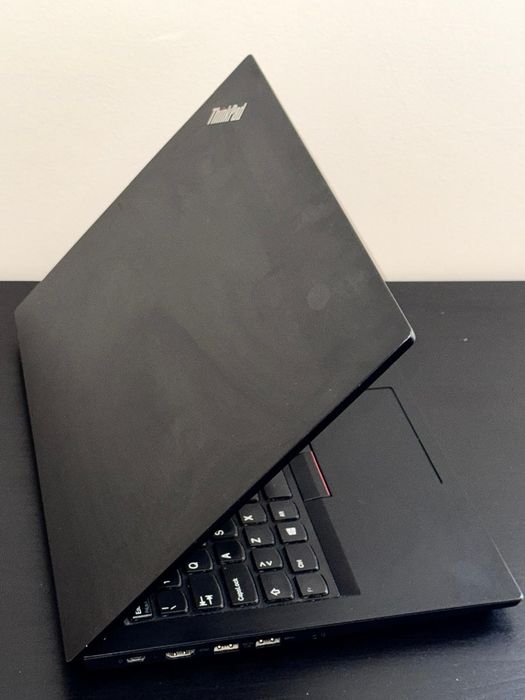 Lenovo ThinkPad E490 i5-8265U | 16GB RAM | SSD 480GB | Windows 11