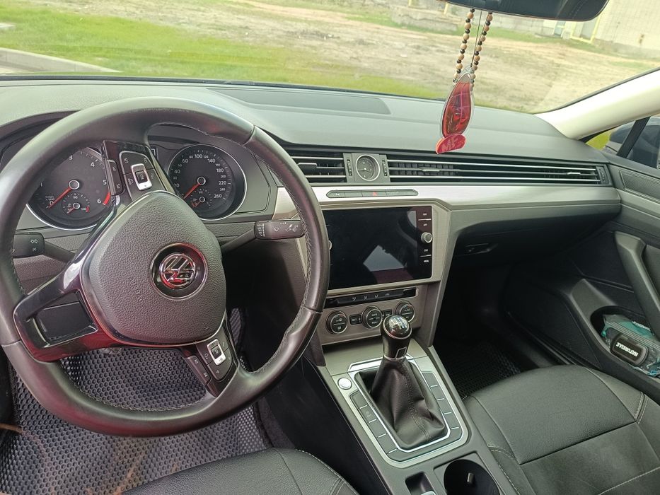 Продам Volkswagen passat b8.