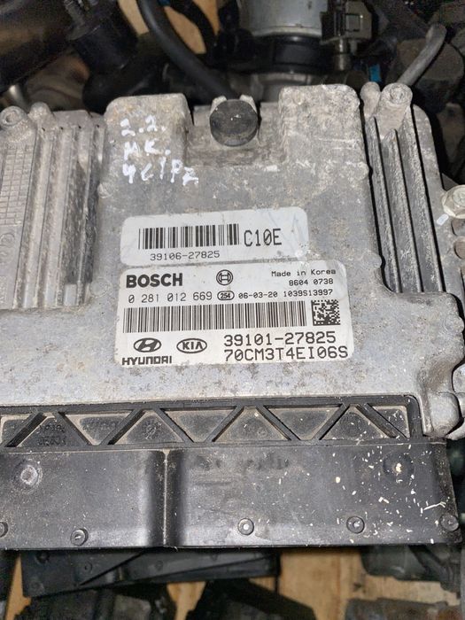 Блок Управления Двигателем,Акпп d4eb d4hb 2.2crdi Hyundai Santa Fe ЭБУ