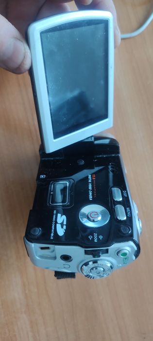 Цифровая видеокамера Sony 12.0 мегапикселей. Нерабочая