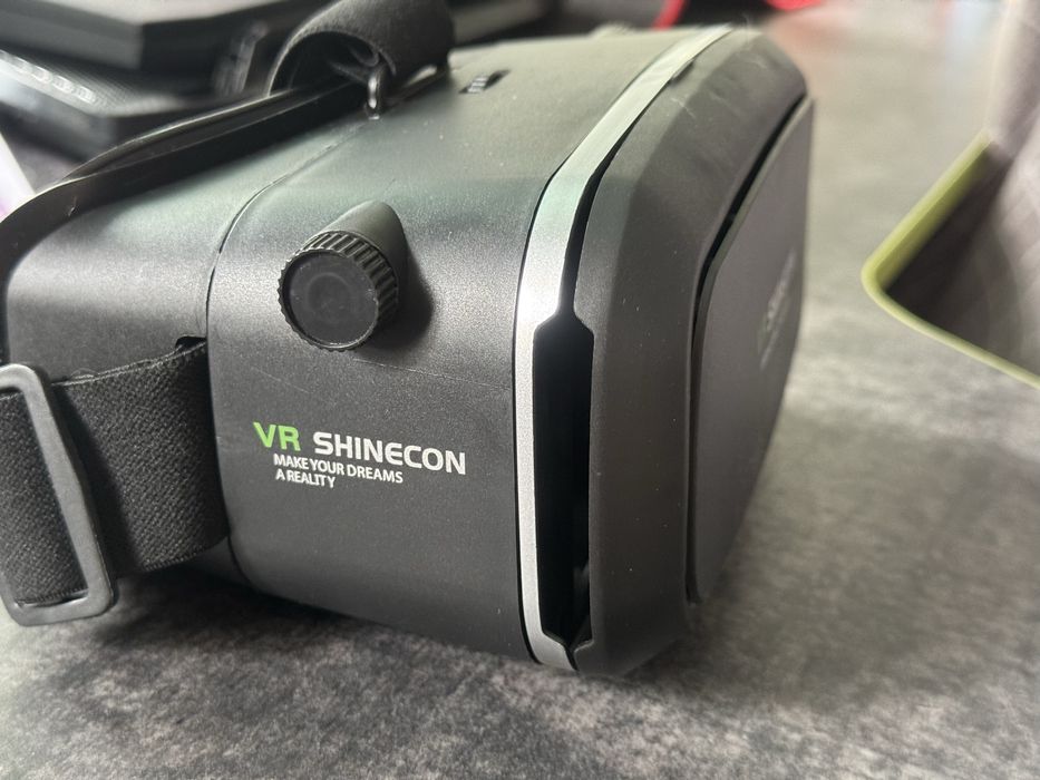 Окуляри віртуальної реальності