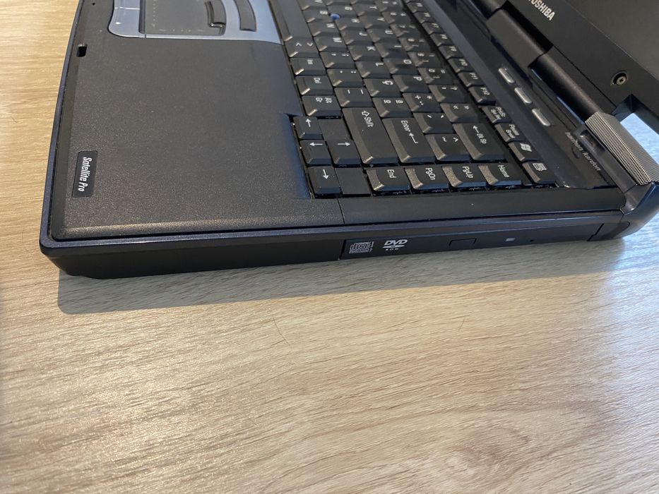 TOSHIBA Satellite Pro M10429594496310988802
