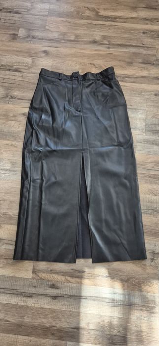 Юбка миди из эко кожи