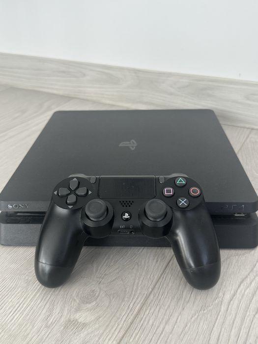 PS4 slim на 1 TB