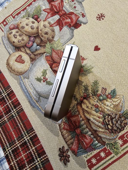 Samsung Flip6 12/512