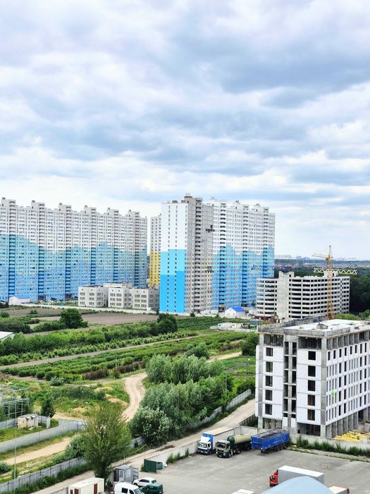 Продам 1к біля озера. Поруч метро Теремки! ЖК на Озерній Новосілки