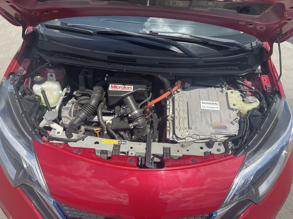Продам Nissan Note гібрид 10500y.e.