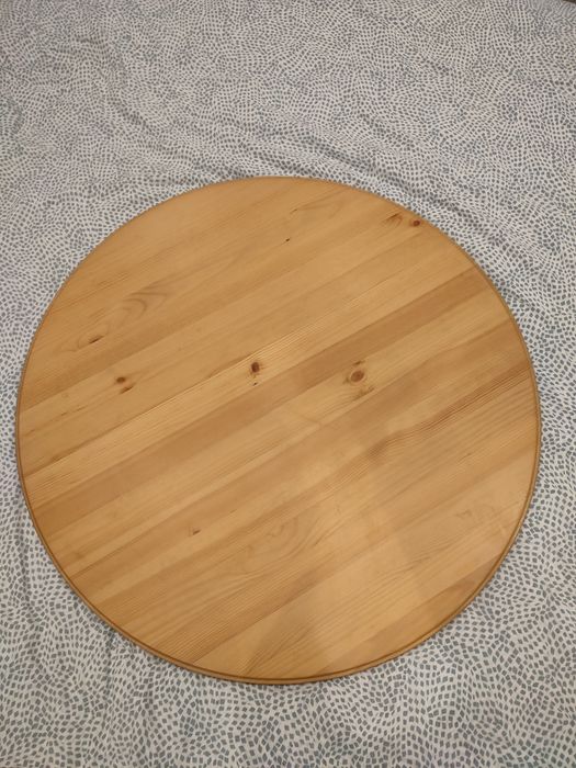 Mesa redonda em madeira IKEA Gamlared