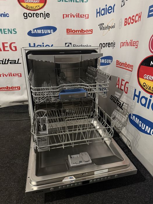 Посудомийна машина/ посудомойка Bosch SMV69M20EX 81.5см