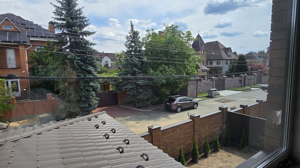 Продаж Будинку 215 м² - 6.3 Сотки | Цокольний Поверх - Підвал | Гараж | Без Комісії