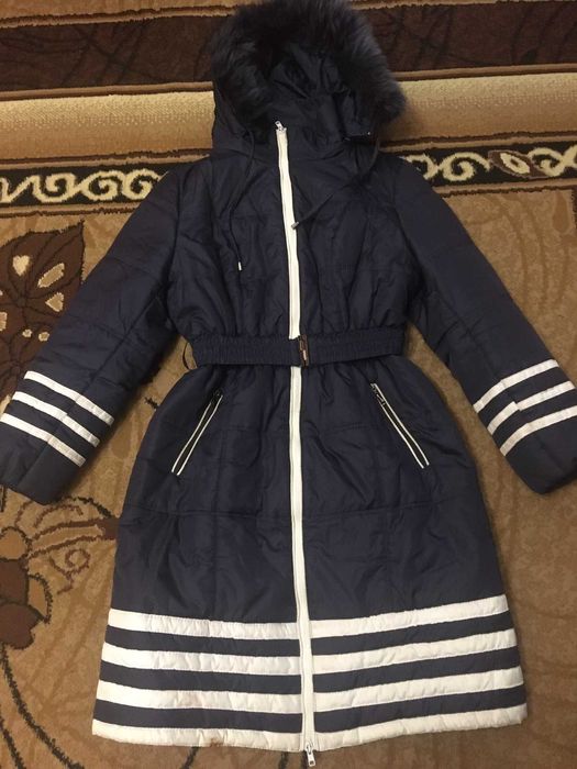 Зимнее пальто 52 размера.