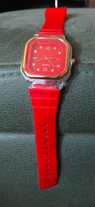 Relógio Desportivo Mulher c/ Pulseira em Silicone NOVO