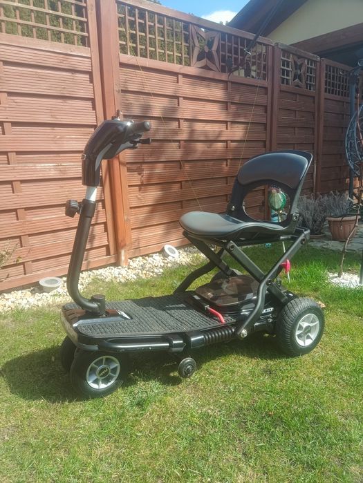 Skuter inwalidzki elektryczny składany Pride Quest