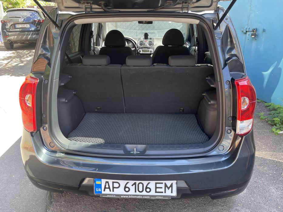 Продам Mitsubishi Colt 1.3 бензин, механика 2010 года