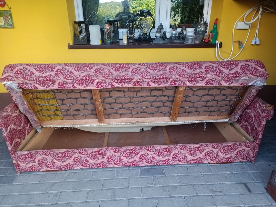 Kanapa lata 90 za darmo.