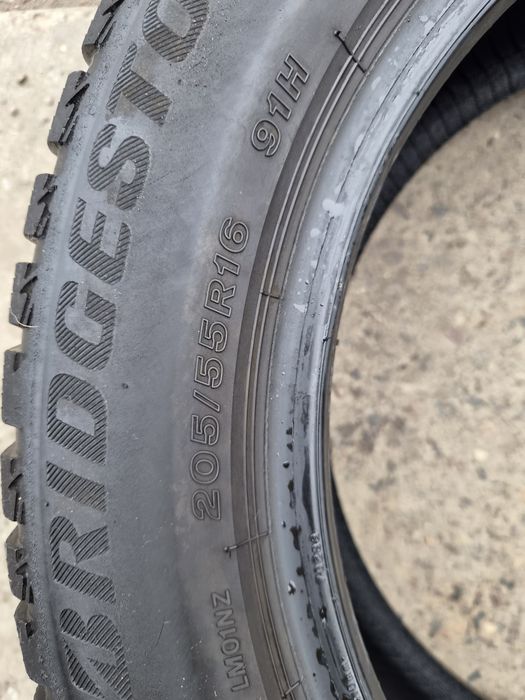 Шини всесезонні 205/55/r16, Goodyear Vector 4Seasons.