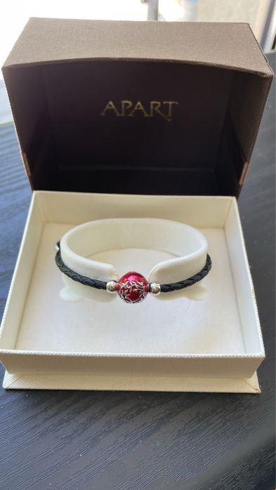 Śliczna bransoletka Apart na rzemyku