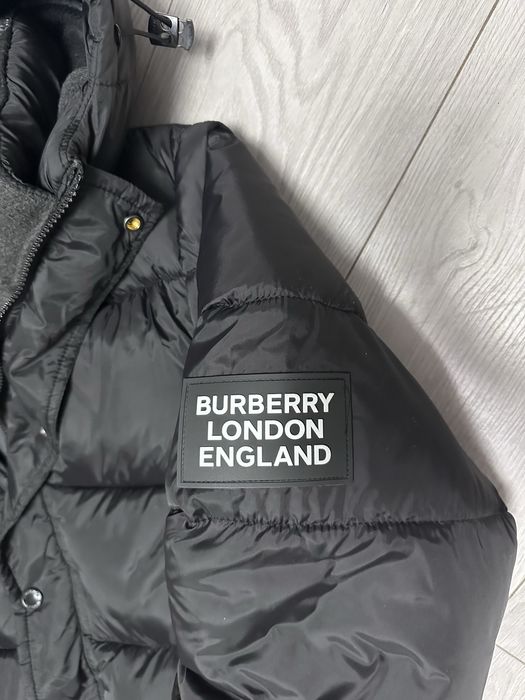 Зимняя куртка burberry отличное состояние