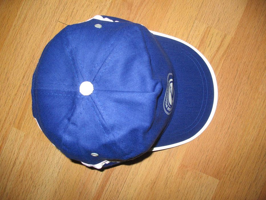 Czapka z daszkiem z odblaskami