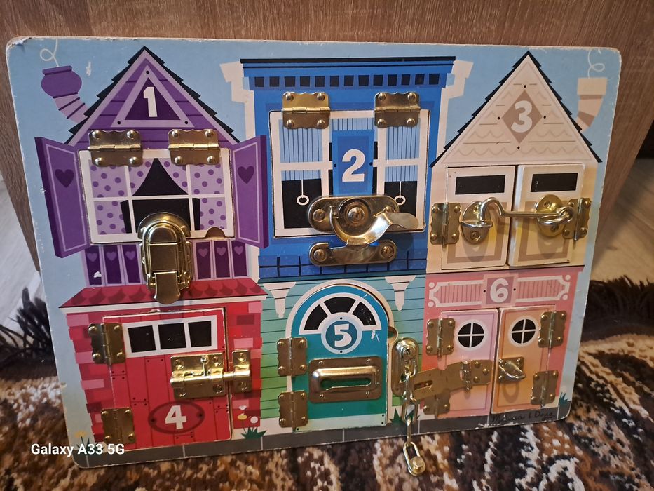 Tablica manipulacyjna dla dzieci Melissa