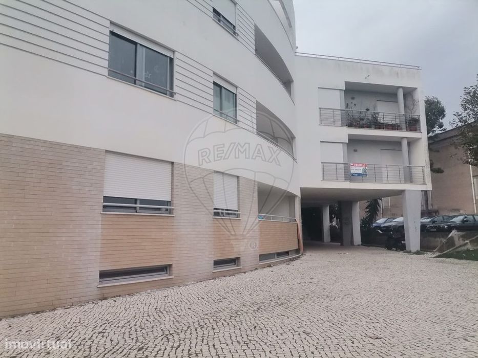 Apartamento T4 para venda