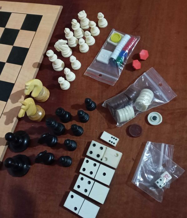 Шахматы деревянные, с магнитами, Фигурки СССР