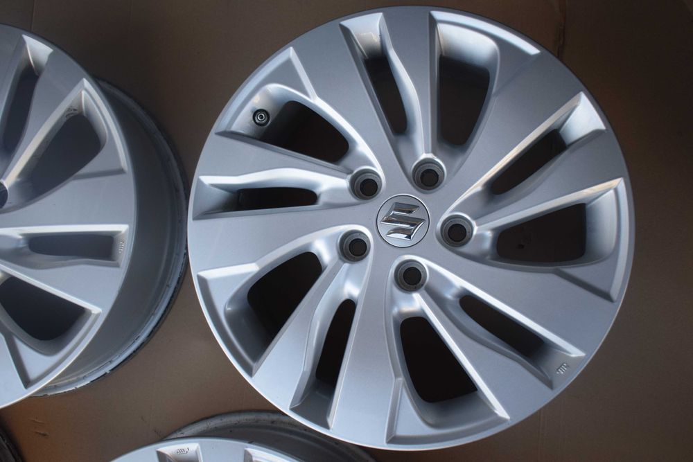 felga aluminiowa SUZUKI SX4 S-CROSS 6,5x17 ET50 5x114.3. 43210.64RF0