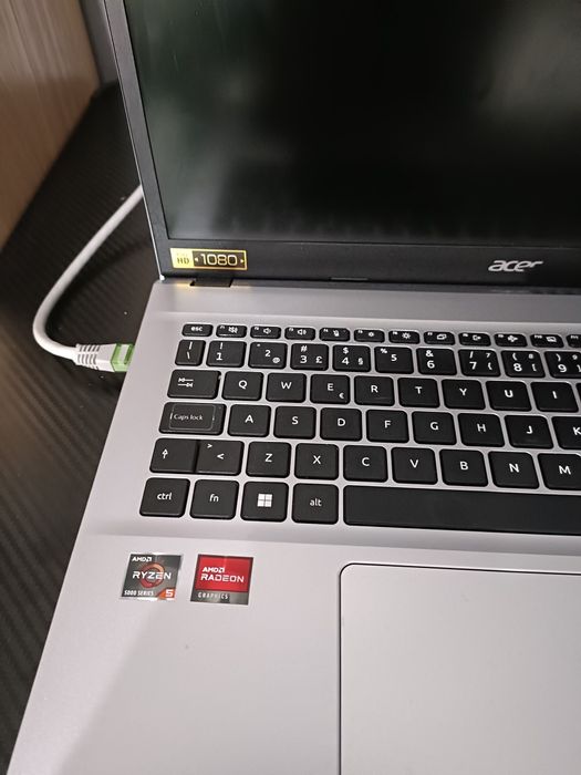 Computador portátil Acer ryzen 5 16 gb RAM