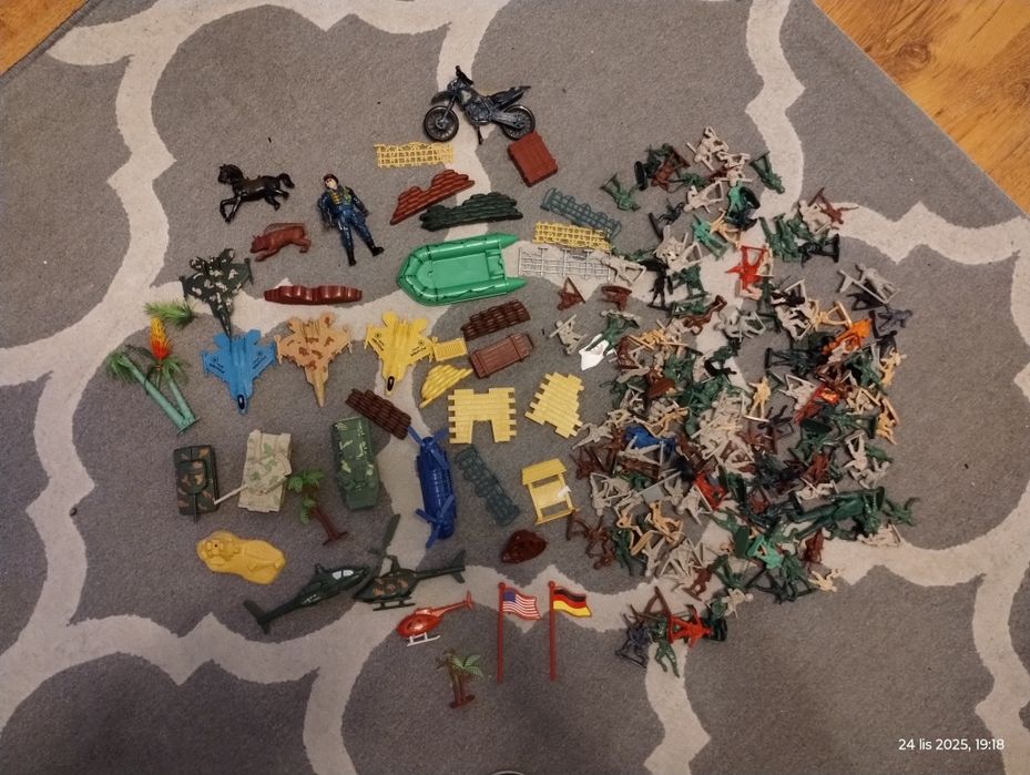 Zestaw żołnierzyków