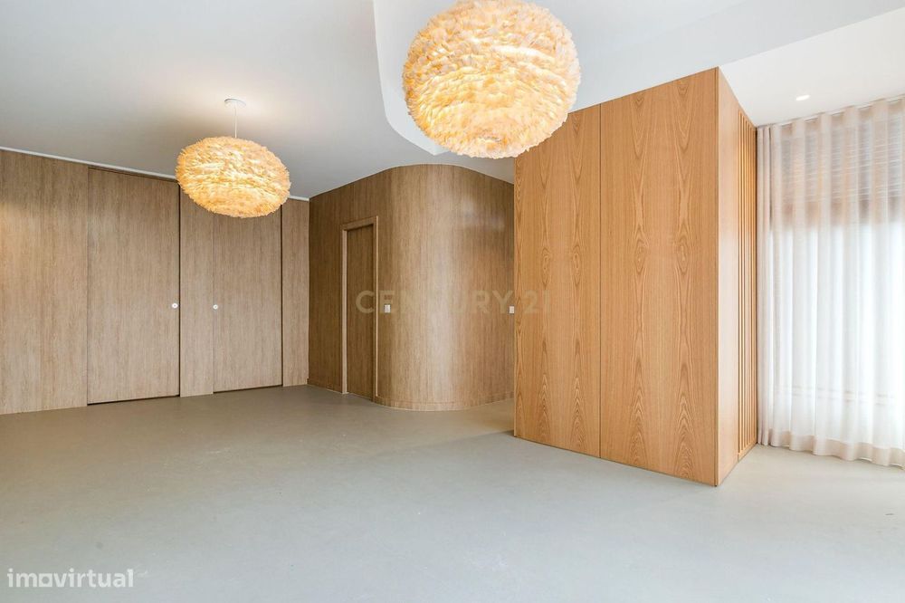 T2 transformado em Loft - Av Novas Lisboa