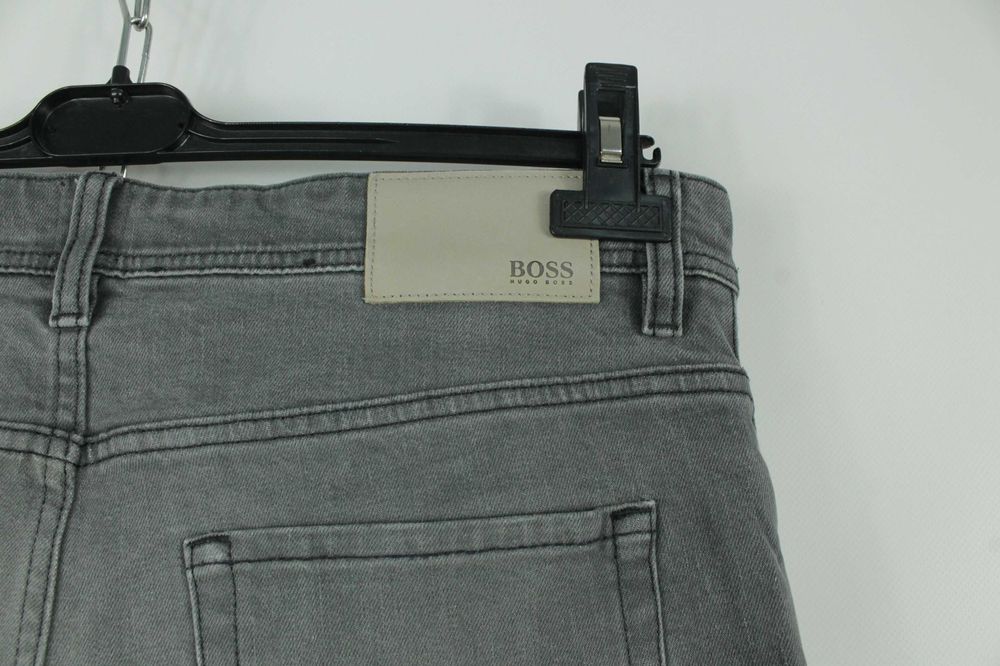 Класичні брендові джинси Hugo Boss Taber Tapered Fit Оригінал W34/L30