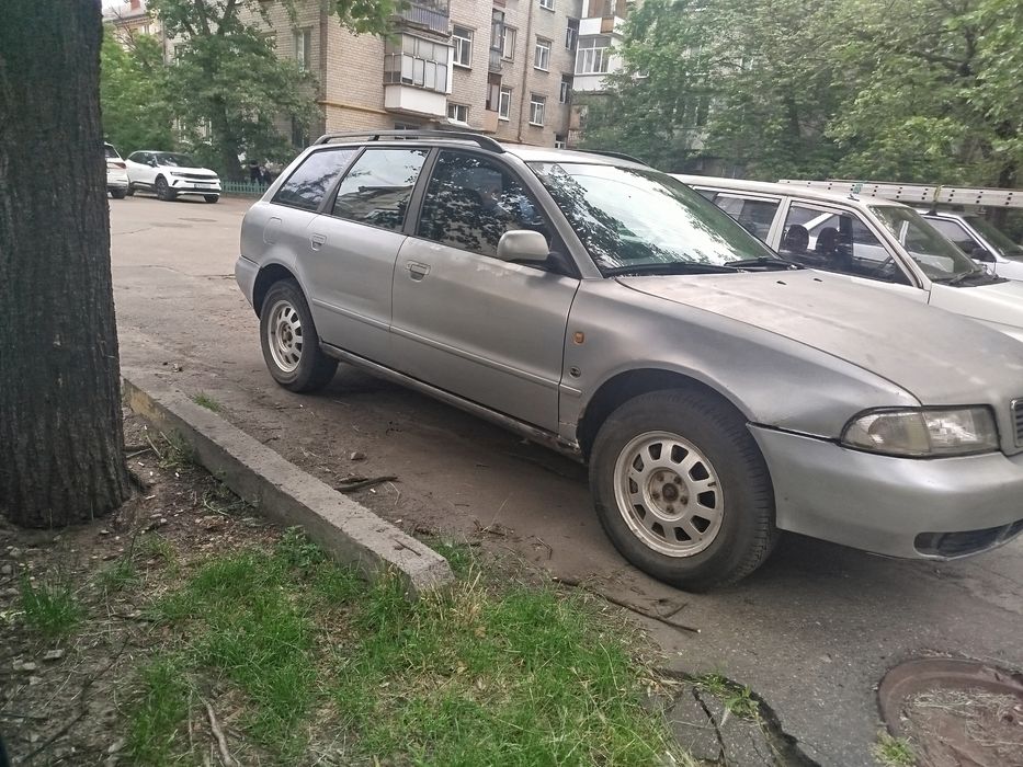 Нерозмитнені авто