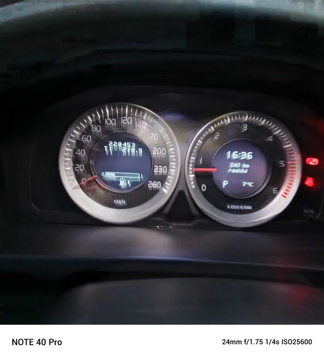 Volvo S60 D3 2.0 163 KM Automat Momentum 2011