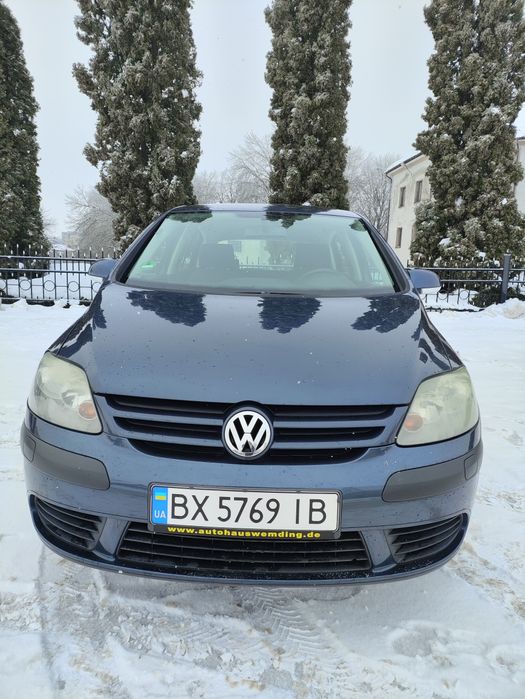 Автомобіль Wolkwagen Golf Plus 2005 рік